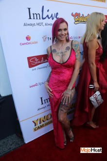 ynotcams2018_redcarpet041